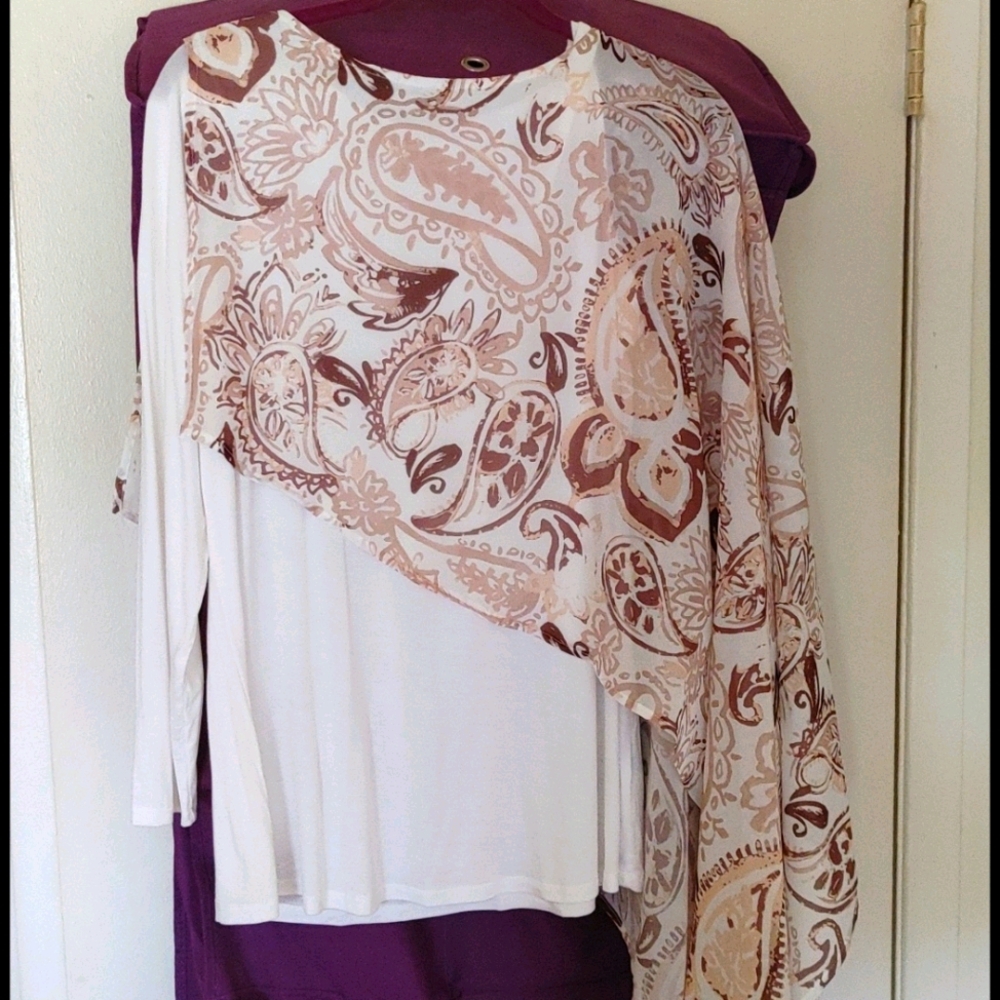 This is a sweet t shirt top with built in shawl